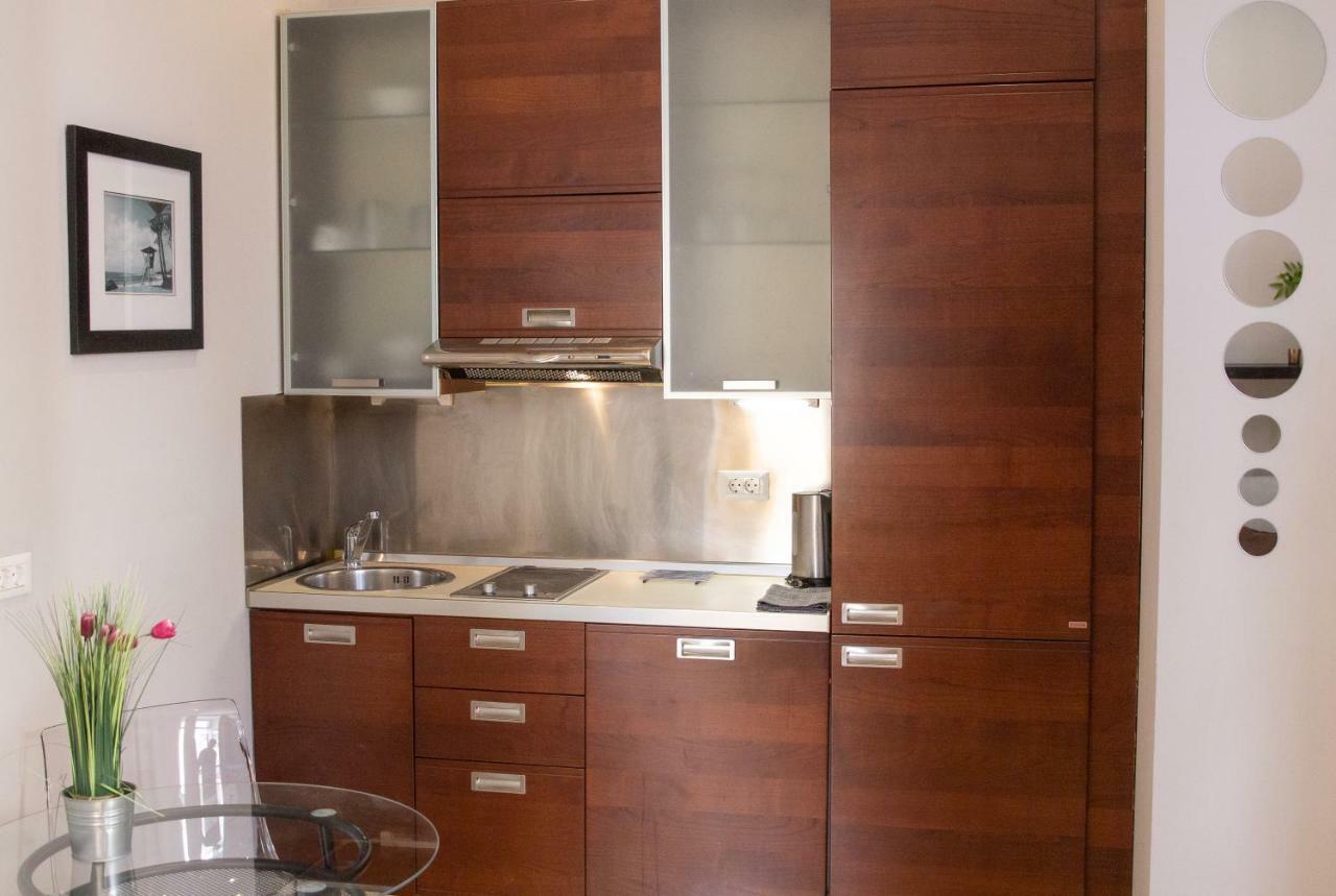 Buza Beach Apartments Дубровник Экстерьер фото